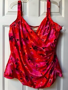 Miraclesuit Vibrant Red and Pink Floral Swim Tankini
